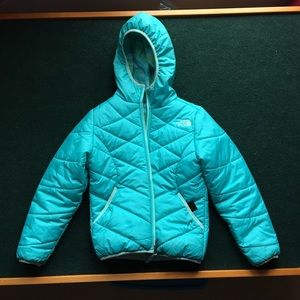 Girls North Face reversible coat size S (7/8)